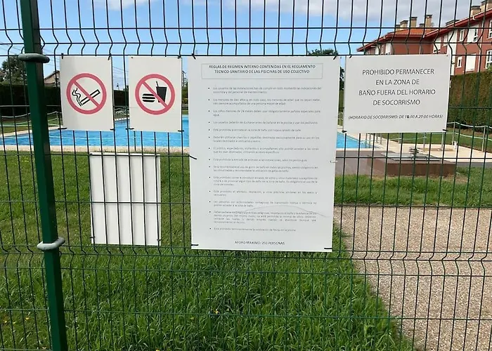 Piscina Salinas (Castrillon)